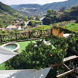 Casa Fuente Hervera Vega de San Mateo